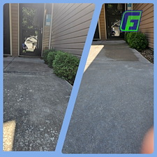 Concrete-Fence-Cleaning-in-Platte-City-MO 5